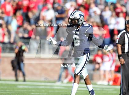 Thumbnail 1 in Van vs. Paris (UIL 4A Regional Quarterfinal Playoff) photogallery.
