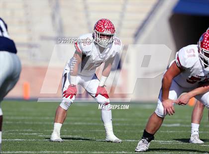 Thumbnail 1 in Van vs. Paris (UIL 4A Regional Quarterfinal Playoff) photogallery.