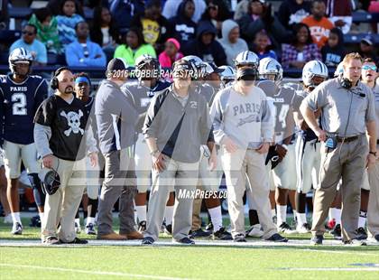 Thumbnail 2 in Van vs. Paris (UIL 4A Regional Quarterfinal Playoff) photogallery.