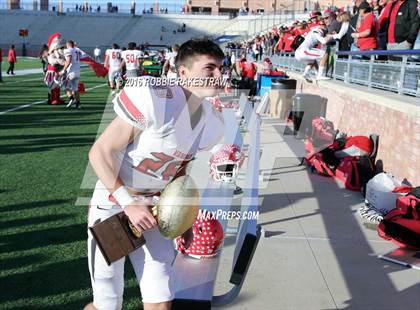 Thumbnail 2 in Van vs. Paris (UIL 4A Regional Quarterfinal Playoff) photogallery.