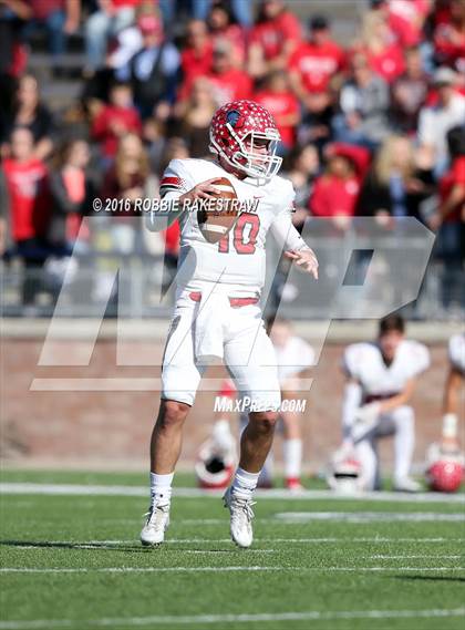 Thumbnail 2 in Van vs. Paris (UIL 4A Regional Quarterfinal Playoff) photogallery.
