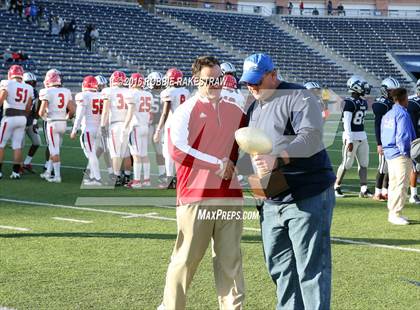 Thumbnail 1 in Van vs. Paris (UIL 4A Regional Quarterfinal Playoff) photogallery.