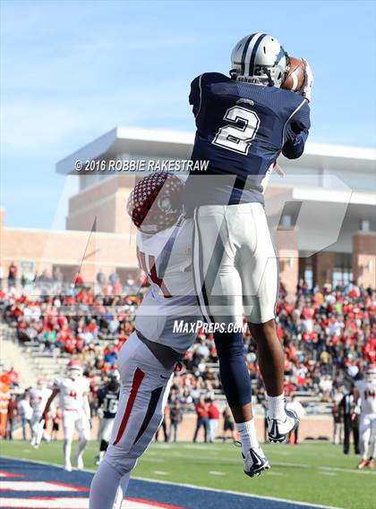 Thumbnail 2 in Van vs. Paris (UIL 4A Regional Quarterfinal Playoff) photogallery.