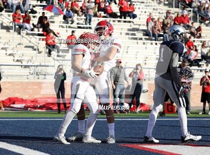 Thumbnail 3 in Van vs. Paris (UIL 4A Regional Quarterfinal Playoff) photogallery.