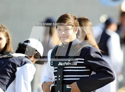 Thumbnail 1 in Van vs. Paris (UIL 4A Regional Quarterfinal Playoff) photogallery.
