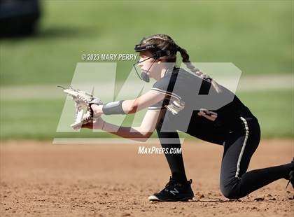 Thumbnail 2 in Keystone Oaks @ McGuffey photogallery.