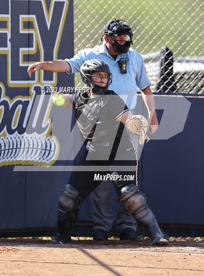 Thumbnail 1 in Keystone Oaks @ McGuffey photogallery.