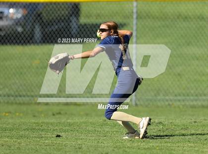 Thumbnail 3 in Keystone Oaks @ McGuffey photogallery.