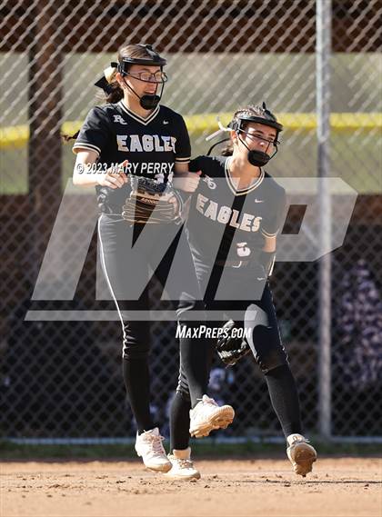 Thumbnail 3 in Keystone Oaks @ McGuffey photogallery.