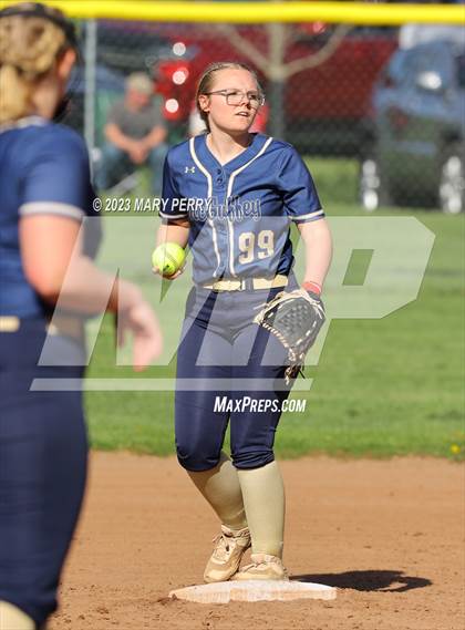 Thumbnail 1 in Keystone Oaks @ McGuffey photogallery.