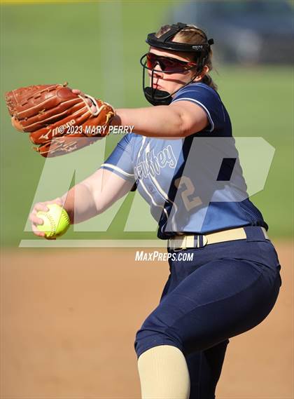 Thumbnail 3 in Keystone Oaks @ McGuffey photogallery.