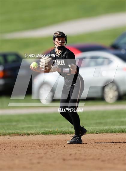 Thumbnail 3 in Keystone Oaks @ McGuffey photogallery.