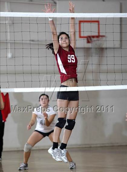 Thumbnail 2 in Taft @ Van Nuys photogallery.