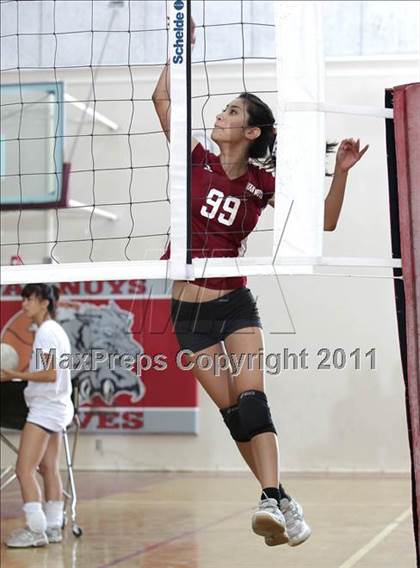 Thumbnail 3 in Taft @ Van Nuys photogallery.