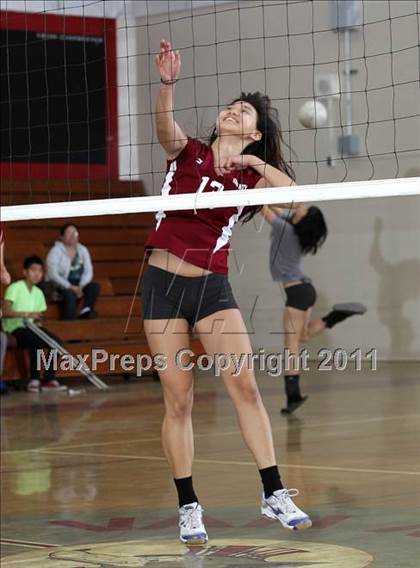 Thumbnail 1 in Taft @ Van Nuys photogallery.