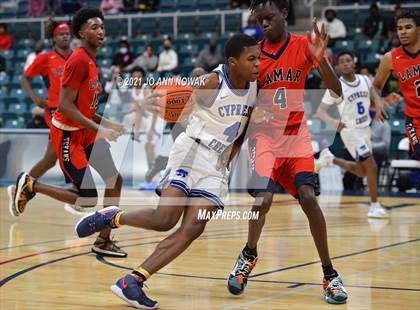 Thumbnail 1 in Cypress Creek vs. Lamar (UIL 6A Bi-District Playoff) photogallery.