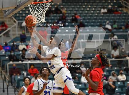 Thumbnail 1 in Cypress Creek vs. Lamar (UIL 6A Bi-District Playoff) photogallery.