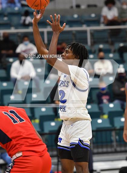 Thumbnail 2 in Cypress Creek vs. Lamar (UIL 6A Bi-District Playoff) photogallery.