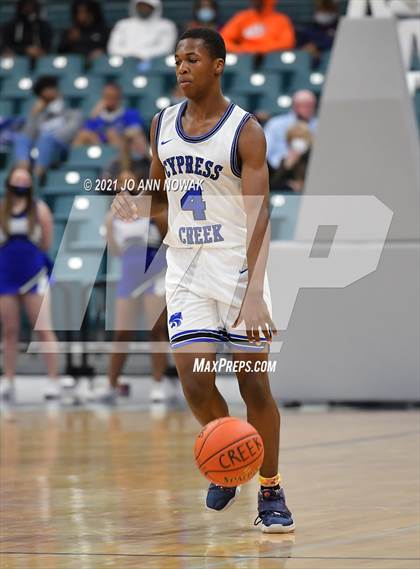 Thumbnail 1 in Cypress Creek vs. Lamar (UIL 6A Bi-District Playoff) photogallery.