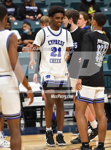 Thumbnail 1 in Cypress Creek vs. Lamar (UIL 6A Bi-District Playoff) photogallery.