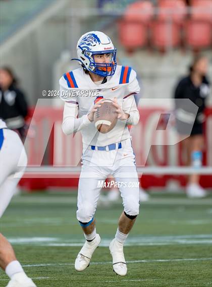 Thumbnail 2 in Monticello vs. Water Canyon (UHSAA 8-Player Semifinal) photogallery.