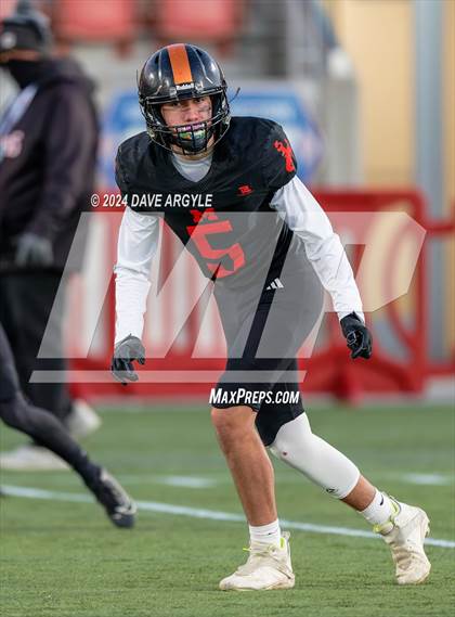 Thumbnail 3 in Monticello vs. Water Canyon (UHSAA 8-Player Semifinal) photogallery.