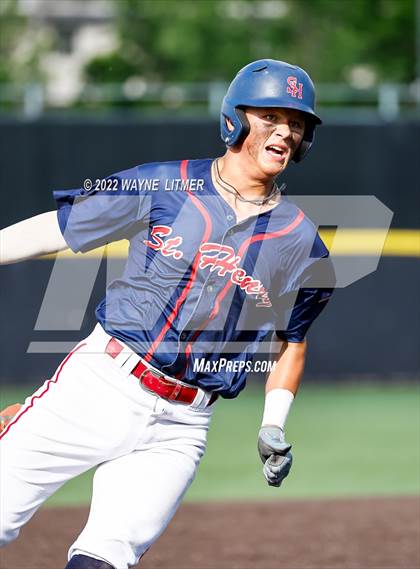 Thumbnail 3 in St. Henry vs Highlands (Ninth Region Semifinal) photogallery.