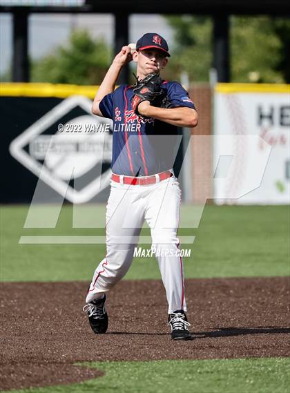 Thumbnail 3 in St. Henry vs Highlands (Ninth Region Semifinal) photogallery.