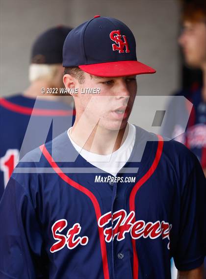 Thumbnail 2 in St. Henry vs Highlands (Ninth Region Semifinal) photogallery.