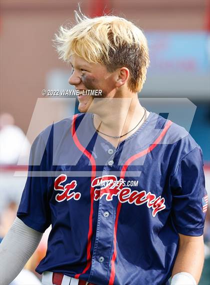 Thumbnail 3 in St. Henry vs Highlands (Ninth Region Semifinal) photogallery.
