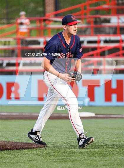 Thumbnail 3 in St. Henry vs Highlands (Ninth Region Semifinal) photogallery.