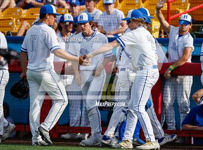 Thumbnail 2 in St. Henry vs Highlands (Ninth Region Semifinal) photogallery.