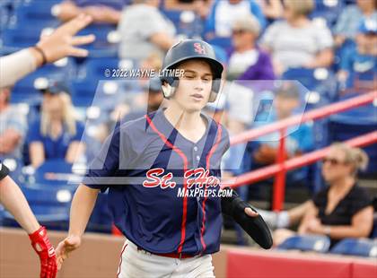 Thumbnail 3 in St. Henry vs Highlands (Ninth Region Semifinal) photogallery.