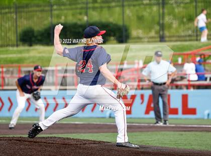 Thumbnail 2 in St. Henry vs Highlands (Ninth Region Semifinal) photogallery.