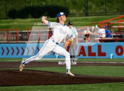 Thumbnail 3 in St. Henry vs Highlands (Ninth Region Semifinal) photogallery.