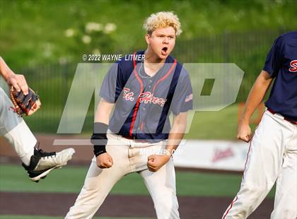 Thumbnail 2 in St. Henry vs Highlands (Ninth Region Semifinal) photogallery.