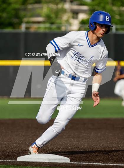 Thumbnail 1 in St. Henry vs Highlands (Ninth Region Semifinal) photogallery.