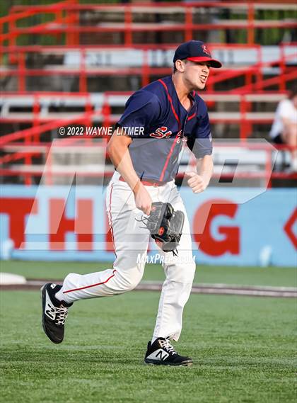 Thumbnail 1 in St. Henry vs Highlands (Ninth Region Semifinal) photogallery.