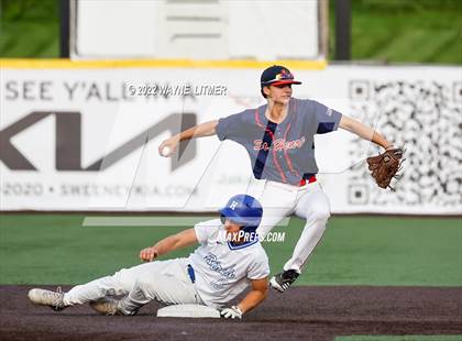 Thumbnail 3 in St. Henry vs Highlands (Ninth Region Semifinal) photogallery.