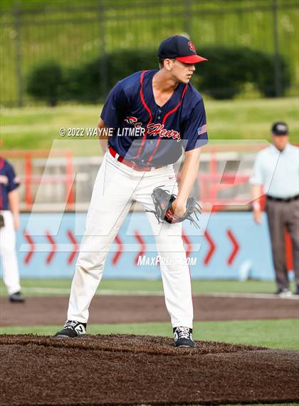 Thumbnail 1 in St. Henry vs Highlands (Ninth Region Semifinal) photogallery.