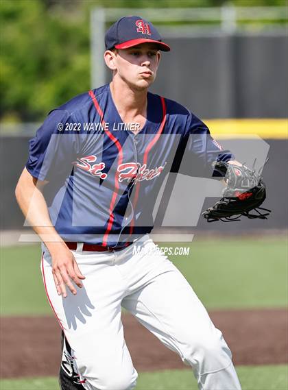 Thumbnail 2 in St. Henry vs Highlands (Ninth Region Semifinal) photogallery.