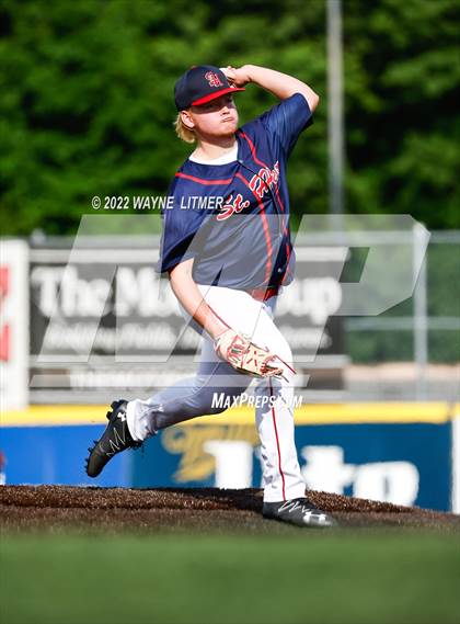 Thumbnail 2 in St. Henry vs Highlands (Ninth Region Semifinal) photogallery.
