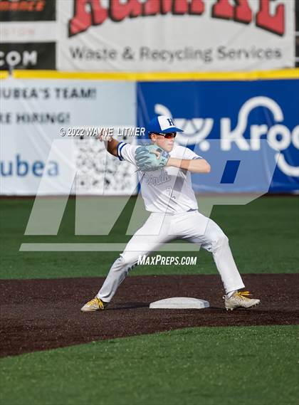 Thumbnail 2 in St. Henry vs Highlands (Ninth Region Semifinal) photogallery.