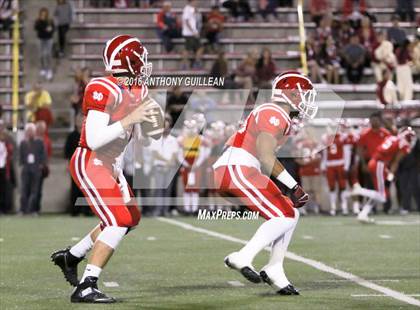 Thumbnail 1 in JSerra Catholic vs. Mater Dei photogallery.