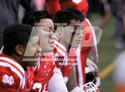 Thumbnail 3 in JSerra Catholic vs. Mater Dei photogallery.