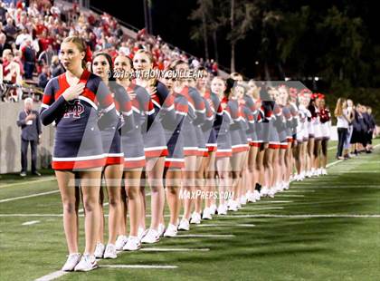 Thumbnail 2 in JSerra Catholic vs. Mater Dei photogallery.