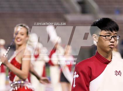 Thumbnail 3 in JSerra Catholic vs. Mater Dei photogallery.