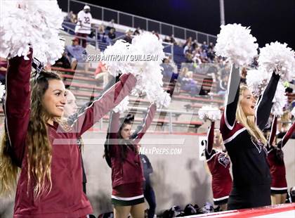 Thumbnail 2 in JSerra Catholic vs. Mater Dei photogallery.