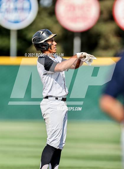 Thumbnail 1 in Stockdale @ Buchanan (CIF Central Section D1 Semifinal) photogallery.