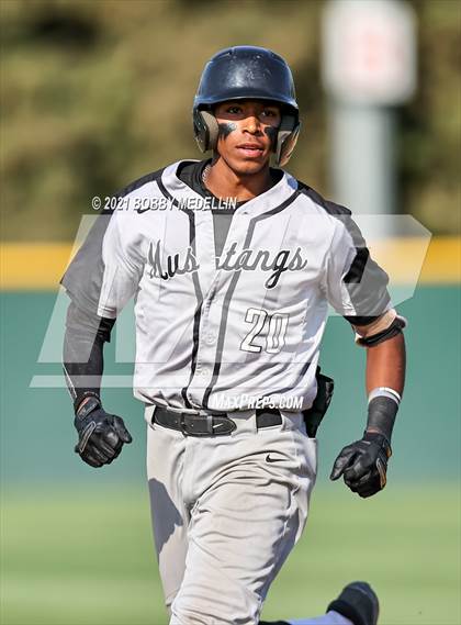 Thumbnail 3 in Stockdale @ Buchanan (CIF Central Section D1 Semifinal) photogallery.